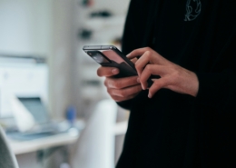 WhatsApp Marketing 2026 auf dem Smartphone – State of the Art und Branchen-Report